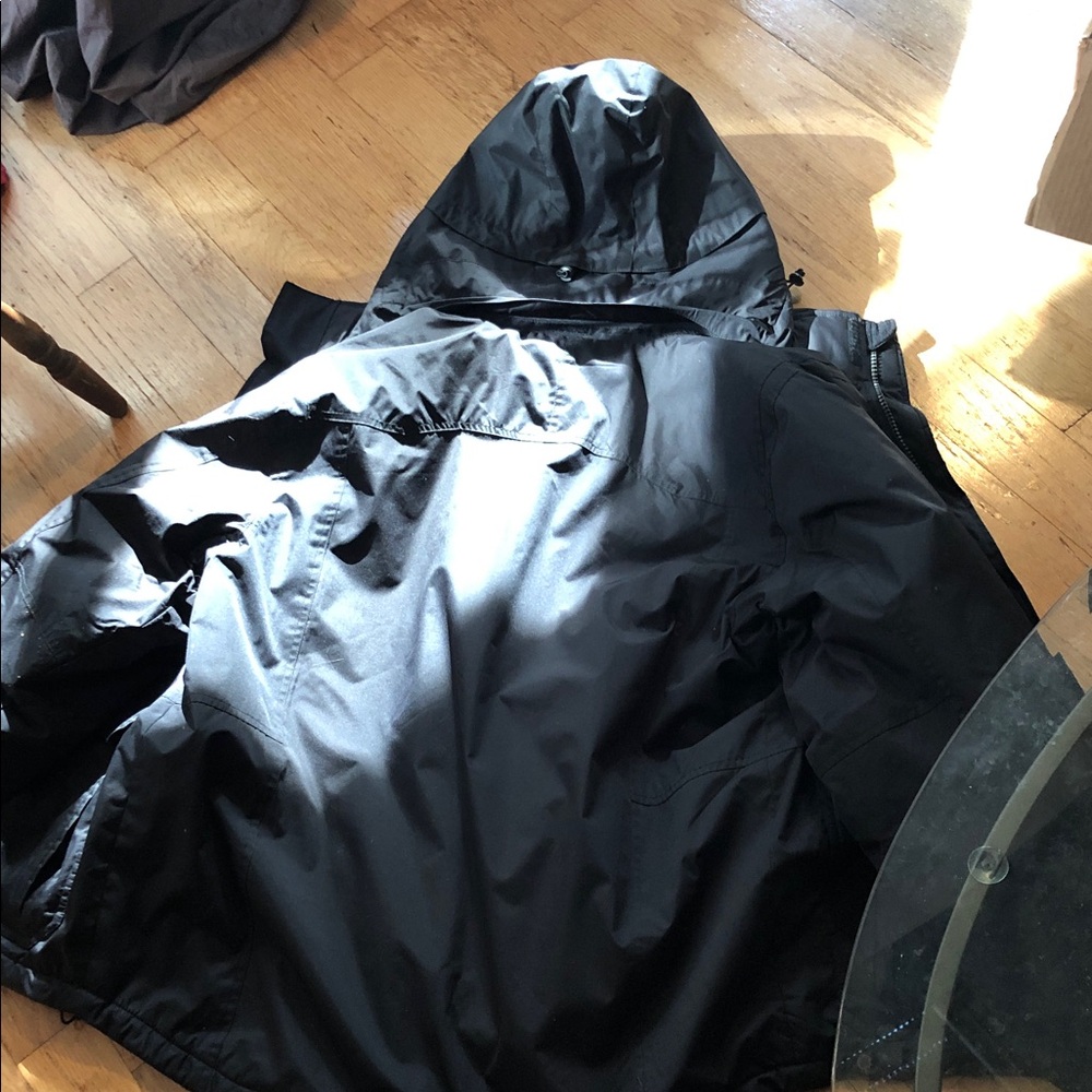 Men's Black Waterproof ski coat/raincoat/winter coat - Picture 10 of 10